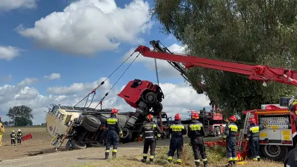 Ćwiczenia SGRT w Węglewie: 20 jednostek PSP i OSP doskonaliło techniki ratownictwa