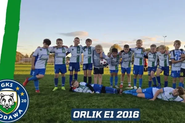 Orliki GKS Kłodawa z roczników 2016 i 2017 rywalizowały w turnieju ligowym w Deszcznie