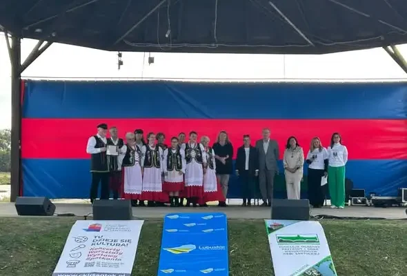 Folkowe Brzmienia nad Rzeką – druga edycja festiwalu w Santoku za nami