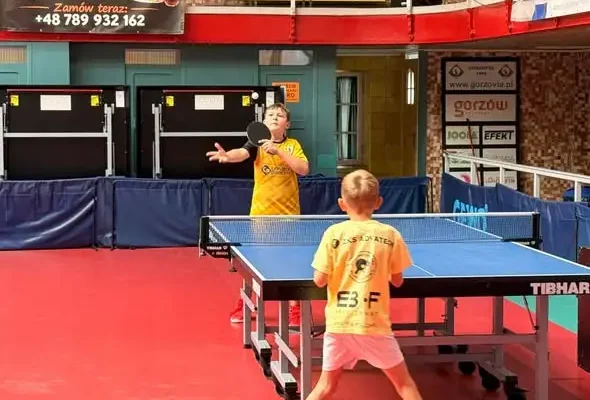 Młodzi tenisiści stołowi Gorzovii z medalami i awansem na Grand Prix Polski