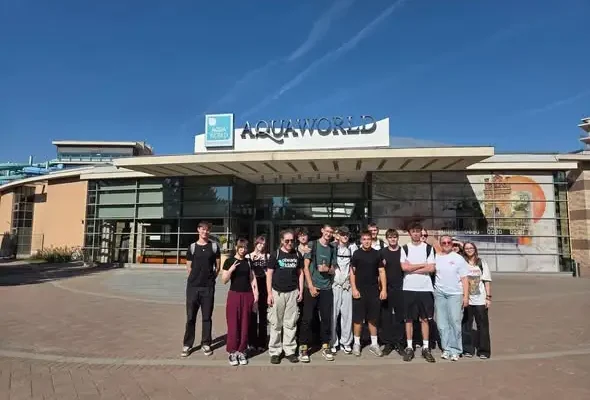 Uczniowie z Gorzowa Wielkopolskiego relaksują się w Aquaworld w Budapeszcie