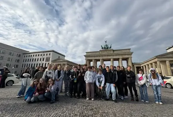 Uczniowie z Gorzowa zwiedzili Berlin – wycieczka z okazji Dnia Chłopaka