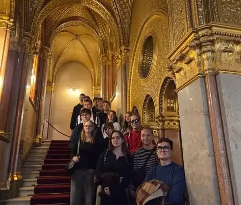 Uczniowie z Gorzowa Wielkopolskiego zwiedzili Parlament Węgierski w Budapeszcie