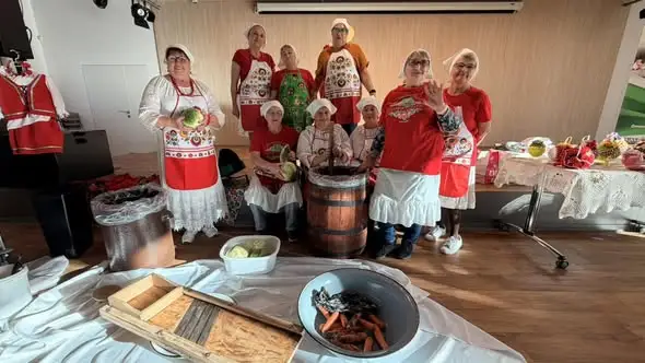 Kiszenie kapusty w Kłodawie – tradycja, integracja i dobra zabawa