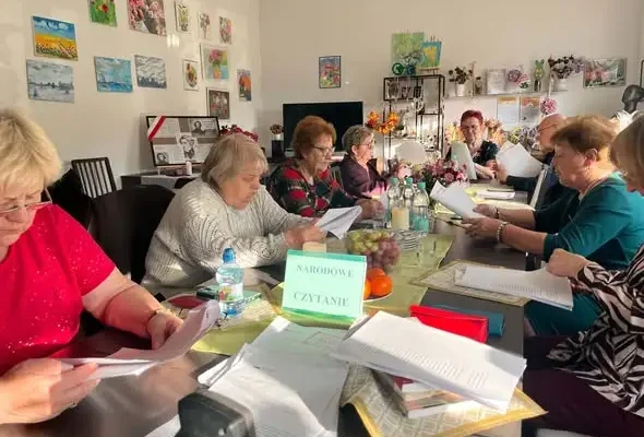 Seniorzy z Lubiszyna czytali „Dziady” w ramach Narodowego Czytania