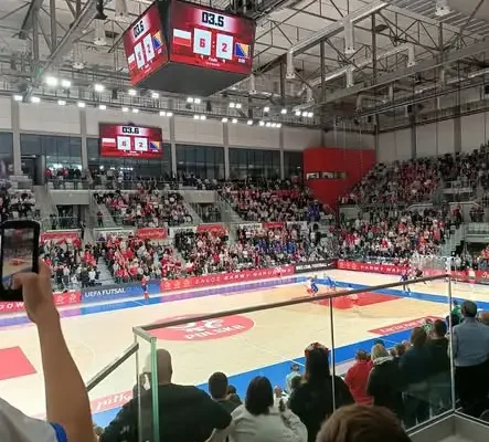 GKS Kłodawa na trybunach: młodzi piłkarze wsparli reprezentację Polski