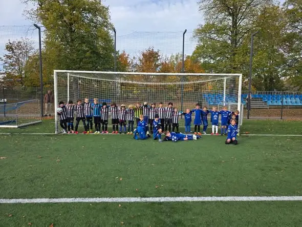 Żaki młodsi z KS Spartak Deszczno podsumowują sparing i zakończenie rundy ligowej